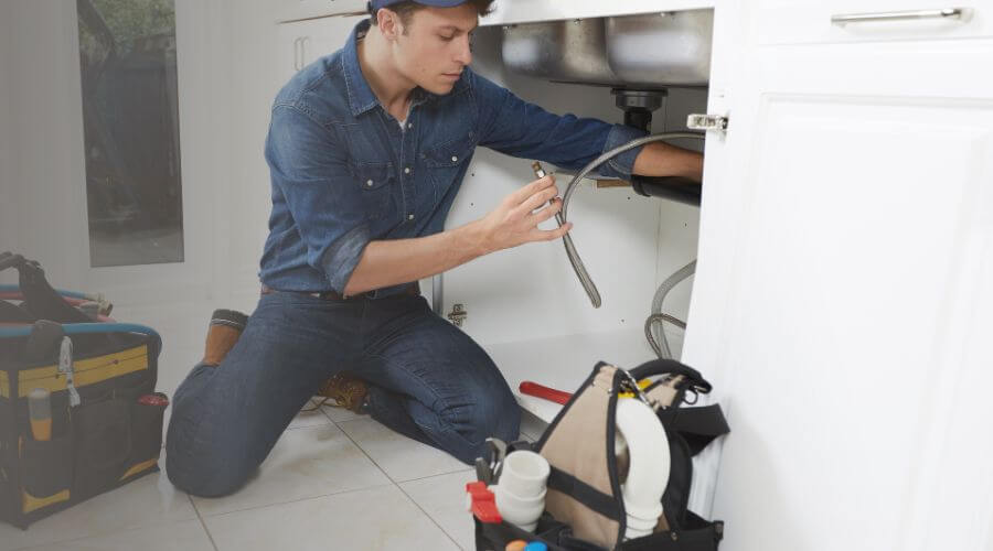 Emergency Leak Repair in Epps, LA